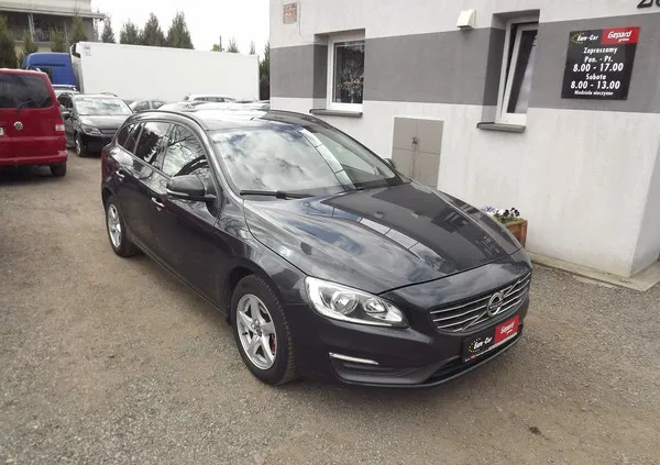 lubelskie Volvo V60 cena 39900 przebieg: 206557, rok produkcji 2015 z Łaskarzew